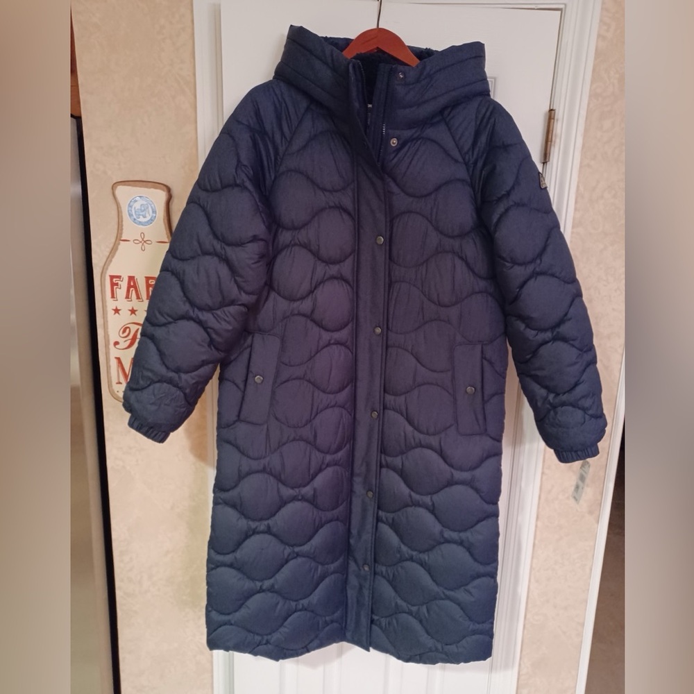 Brand New Barbour Women's Navy Quilted Coat - Nagril Style
